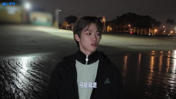 月月的渝制朋友圈完整版,厦门vlog海边的风景#渝制朋友圈 #lp #zy #vlog #厦门vlog