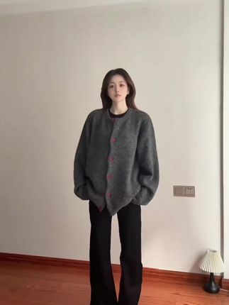 深灰色美式复古开衫毛衣男款秋季老钱风宽松慵懒针织衫松弛感外套#慵懒风穿搭 #针织衫