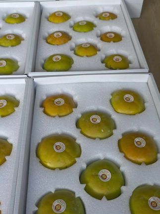 来吧展示 太秋甜柿8枚特果装#快来一起尝个鲜