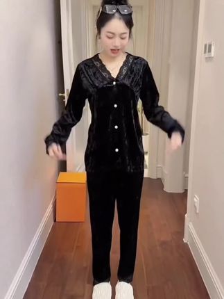 新款高级感金钻绒睡衣女春秋冬长袖网红风套装可外穿家居服#服装