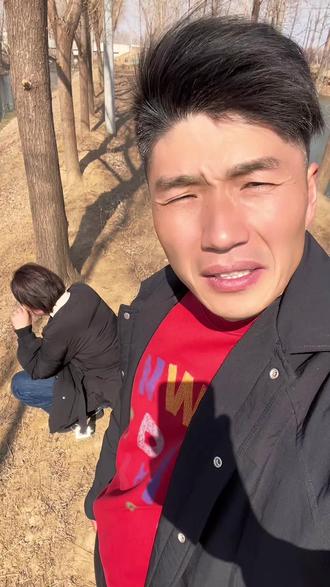 你们过个情人节发啥的朋友圈 #看完不笑算我输 #憋住不准笑 #搞笑 #搞笑视频