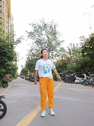 太久没弹跳了,有点费劲了