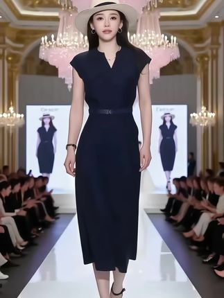 #连衣裙 #夏日穿搭小心机 #夏季梨形身材穿搭 #通勤穿搭 #气质女神穿搭 @抖加🔥上热门🔥dou+🔥热点宝 @DOU+小助手