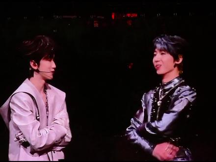 “我们一起去过那么多地方 你印象最深刻的是哪次”
“北京动物园那次”#荣耀之战 #奇文