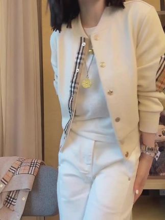 #高级感穿搭 #外套 #内搭外穿都好看 #休闲减龄穿搭