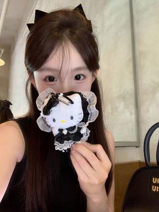 书里总爱写喜出望外的傍晚 #RICHINCHEESE #舒胡蕾 #琥珀流光 #被秋日氛围感穿搭拿捏了 #秋冬穿搭新鲜感在线