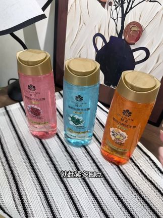 蜂花洗发水真好用!洗完头发顺顺滑滑,还不贵,咱普通人的心头好~#洗护好物 #洗发水 #蜂花 #自用好物分享 #超便宜超划算