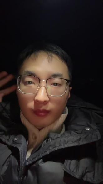 大半夜突然发现了一个千问app点单的好方法!随时随地不需要担心外卖运力不足,还能点外卖全品类#千问 #灵光一现 #半夜不睡觉 #给生活找点乐子用抖音记录人生