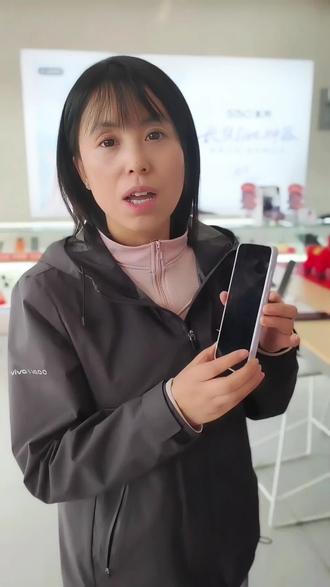 保护手机按键的好方法,双击亮屏息屏你也来试试#手机使用技巧 #一般人不告诉他 #抖音带我上热门 #创作者中心 #创作灵感