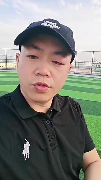 #优思益蔓越莓胶囊 舆论喧嚣,真相可贵。明明无错却主动兜底,这份责任,远比一时的流言更有分量。#董宇辉 #与辉同行 #拒绝流量带节奏 #蔓越莓事件