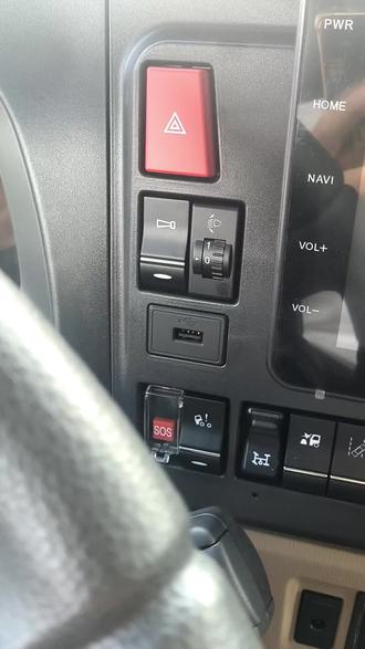 中国重汽TX电车工作台按键功能介绍