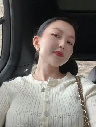 #日常生活 #自拍自拍自拍 #真实的样子 #自己爱自己比谁爱你都靠谱