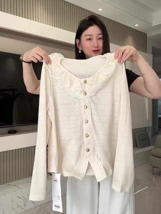 胖女生怎么穿出早秋氛围感#早秋不费力显贵穿搭#早秋穿搭公式来了 #微胖衣服测评 #秋日韩系穿搭走起#无限回购的宝藏单品