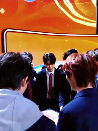 爹爸的红线还是太硬了#翔霖 #严芷彤ʸ专属话题