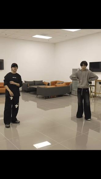 橹穆狠狠幸福好吗#lm #杰丞