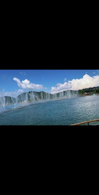 豆包 你能告诉我忘记一个人最好的方式是什么吗 😭 #失恋这件小事 #旅游让生活更美 #旅行让我看不一样的世界 #用镜头记录的旅行瞬间 #随走随拍大自然的美无处不在