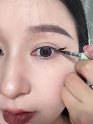 画眼线选对眼线笔很重要#眼线笔