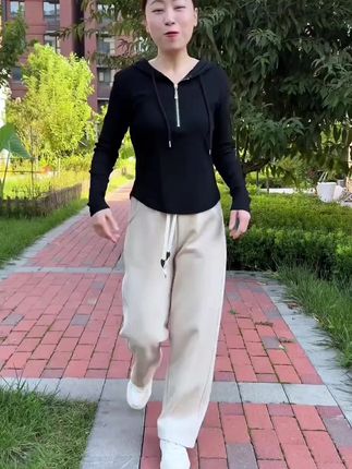 秋季爆款小个子香蕉裤休闲弯刀裤高腰显瘦宽松直筒卫裤阔腿裤9239#休闲裤#高腰裤#宽松显瘦穿搭 #直筒裤#阔腿裤女