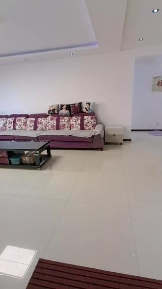 十七中 翰林名晟134平米 3室2厅2卫南北通透精装修送地下室送家具家电免大税中层