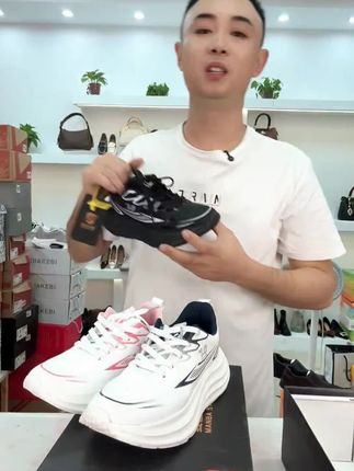 曼巴之星正品秋冬皮面跑步鞋减震回弹运动鞋夜光情侣时尚跑鞋 #曼巴之星正品秋冬皮面跑步鞋减震回弹运动鞋夜光情侣时尚跑鞋