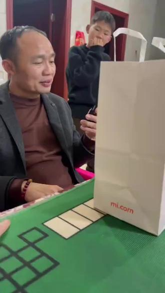 老三女儿给爸爸妈妈准备的情人节礼物🎁🎁🎁