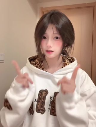 #今日穿搭 #ootd穿搭 #卫衣推荐 #卫衣穿搭