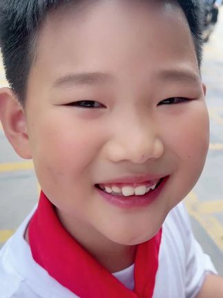 澳兰黛儿童防晒霜,儿童也要防晒呀,宝宝皮肤很嫩,才要好好保护