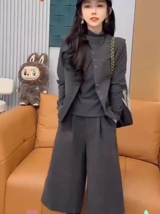 #高级感穿搭 #休闲减龄穿搭 #简约穿搭 #显瘦穿搭 #套装