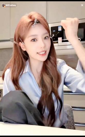 #张月 #张月月 #月来月好 我也时常因为有你,而感到幸福@张月YueZhang