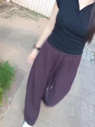 女人一旦到了一定年纪,一定要懂得控制欲望,除了变美和赚钱就是享受孤独,不要把宝贵的时间浪费在自己驾驭不了的人和毫无意义的事上...