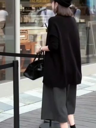 #高级感穿搭 #通勤搭配 #穿出自己的风格 #韩系穿搭 #早秋不费力显贵穿搭