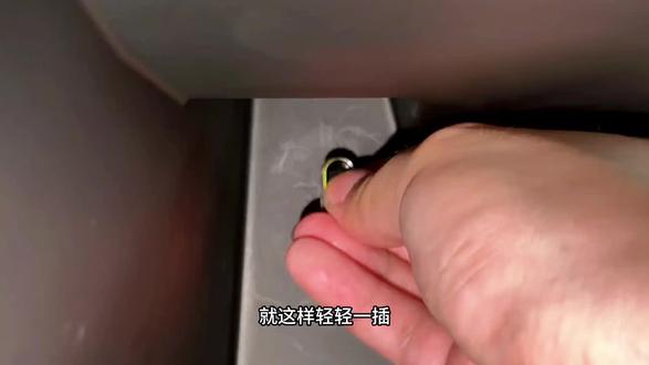 适配启源车型,无论是行车记录仪还是哨兵模式储存,都可以使用,即插即用,无需调试,安装后不突出占用空间,精致小巧,放心安装使用。#哨兵模式#哨兵u盘#汽车好物