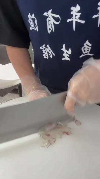爱吃鱼生别错过,两斤赤眼鱼鱼生足斤足两只要109,刷到赶紧团#鱼生 #上热门