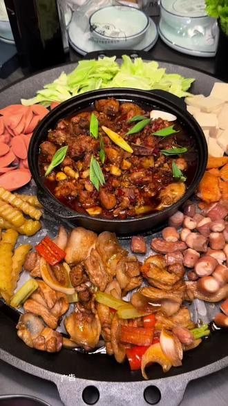 贵州人开的贵州烙锅吃起来才正宗嘛!你们在附近赶紧过来试试看!#贵州烙锅#贵州美食#贵州特色美食#好吃不贵经济实惠 #抖音美食推荐官