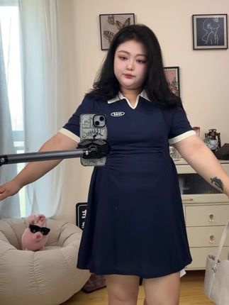 这个同款的连衣裙,我自己那件穿了两年,真就又精致,又简单,不繁琐的设计又漂亮!#夏季穿搭 #夏天该有的样子 #一周大码穿搭 #大码连衣裙 #藏肉显瘦穿搭