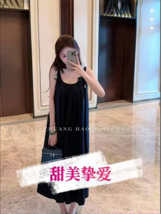 甜美挚爱松弛感连衣裙,完美呈现了什么叫越简单越高级,包容性很强,简直就是懒人穿搭神器#跟着浩哥学穿搭 #广式穿搭小心机 #松弛感穿搭 #穿出自信穿出美 #ootd穿搭