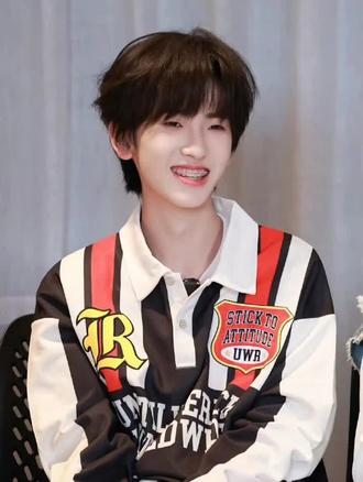 原来被全世界误解的滋味是这么疼🥺#左奇函#左沁桉