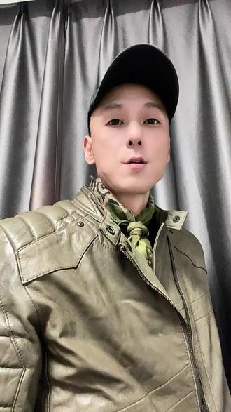 NASA公布人类历史上首张高清月球照片 #太空首次苹果17pro max 是首台商用量产进入太空#阿耳忒弥斯2号返航#阿耳忒弥斯2号传回高清月球图片可以在NASA官网查看#打鸟机和人像机的区别