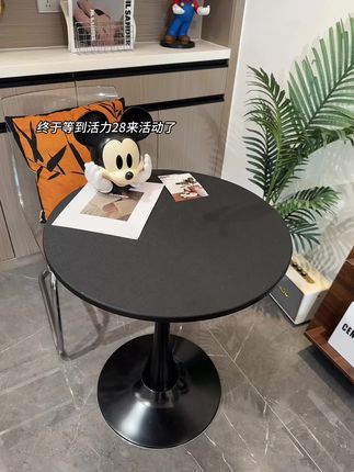 #活力28洗衣液 新出的这个茉莉花香真的好好闻啊,国货老牌值得入手#洗衣液 #洗衣服就靠它了 #洗护好物 #持久留香的洗衣液推荐
