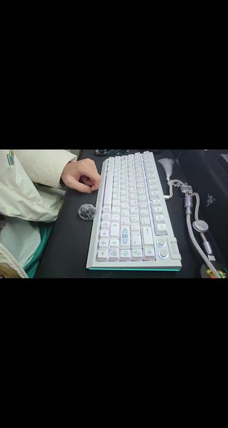 雷蛇黑寡妇v475 冰银轴#游戏外设 #客制化键盘 #电脑桌面 #机械键盘 #电脑