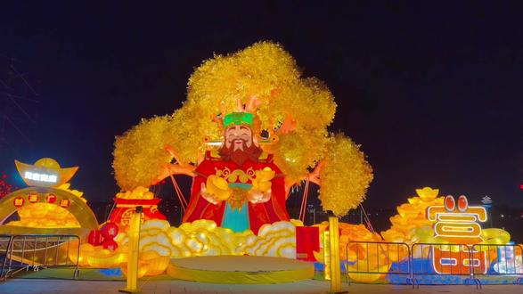 从北京开车300公里,就为了去天津看2026天津国际灯会!#2026天津国际灯会 #水西公园 #天津年味好去处 #在家乡灯会里感受地道年味 #天津连灯会都这么哏儿