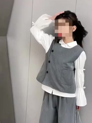 女童套装春秋款2025新款儿童韩版休闲三件套时尚马甲衬衫阔腿裤潮#面料柔软舒适 #舒适百搭 #秋季新款 #女童时髦套装#女童穿搭