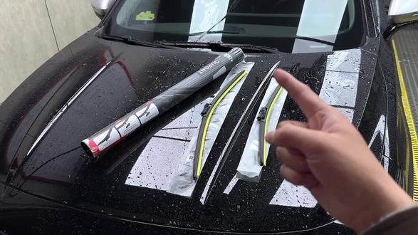 奇瑞雨刮器更换,专车专用高清雨刮器,刮的干净彻底,各种车型都有!#奇瑞汽车 #雨刮器 #艾瑞泽8 #汽车用品 #雨刮器更换教程