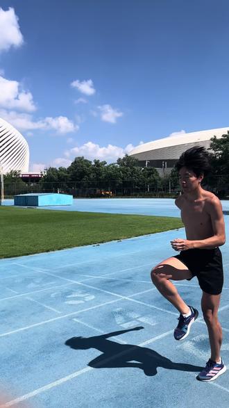 青岛百胜田径俱乐部 (高德组)强度
“只有拼尽全力 才有结果”训练咨询@青岛百胜田径俱乐部 #体育生训练 #青岛百胜