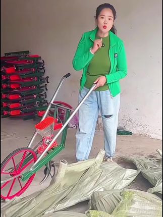多功能播种机精播箩卜油菜芝麻青菜小颗粒播种器省时省力省种子#播种机 #播种器 #好物推荐🔥