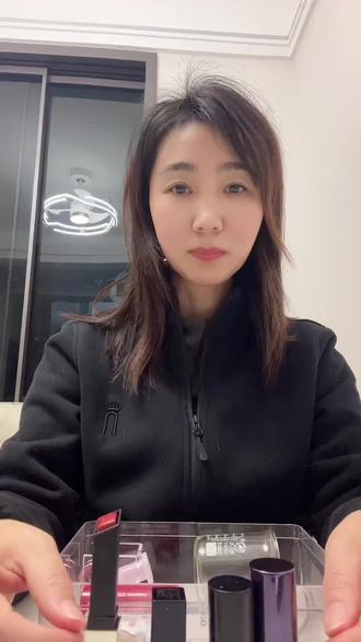 #旧口红变废为宝 #制作口红 #口红修复 #口红💄
家里闲置的口红不要扔,教你变旧口红为新口红的教程来了。#闲置口红不要扔