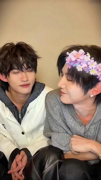 文艺工作者应该有的态度和才华,两位老师对角色的解读,情绪的共鸣,付出的努力,造就如此华丽的影视作品给大家。👏👏#云旗 #郝熠然#云熠星河 #四面佛