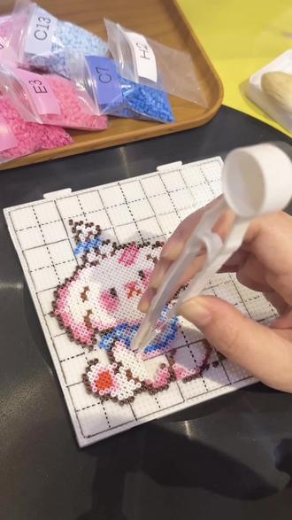 沉浸式拼一对情侣小狗拼豆,软乎乎粉粉嫩嫩的也太可爱了叭~
#拼豆 #手工diy #我的手工作品 #礼物