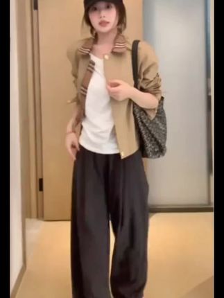 时尚短款韩版卡其色格子翻领夹克风宽松外套百搭春季#卡其格子夹克#翻领夹克#宽松外套#百搭时尚#穿出高级感