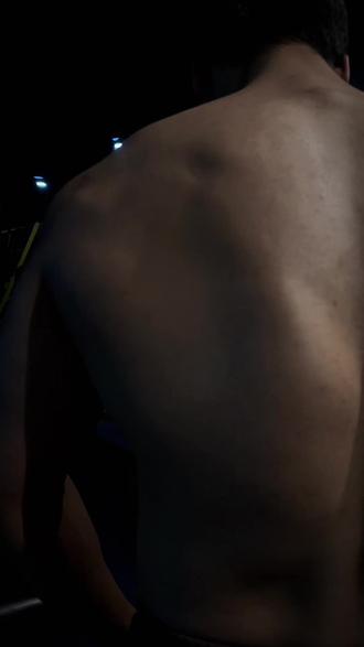 真的非常酸爽,第十二天继续干!#健身 #谭成义 #背部训练 #鬼背 #跟练